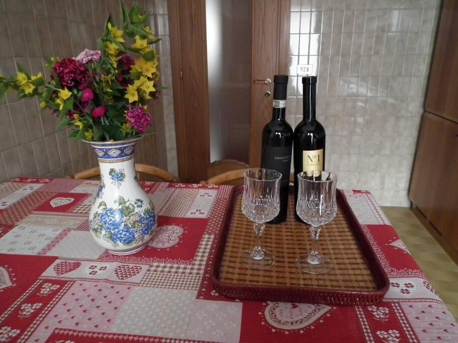 蒂拉诺La Casa Di Gio公寓 外观 照片